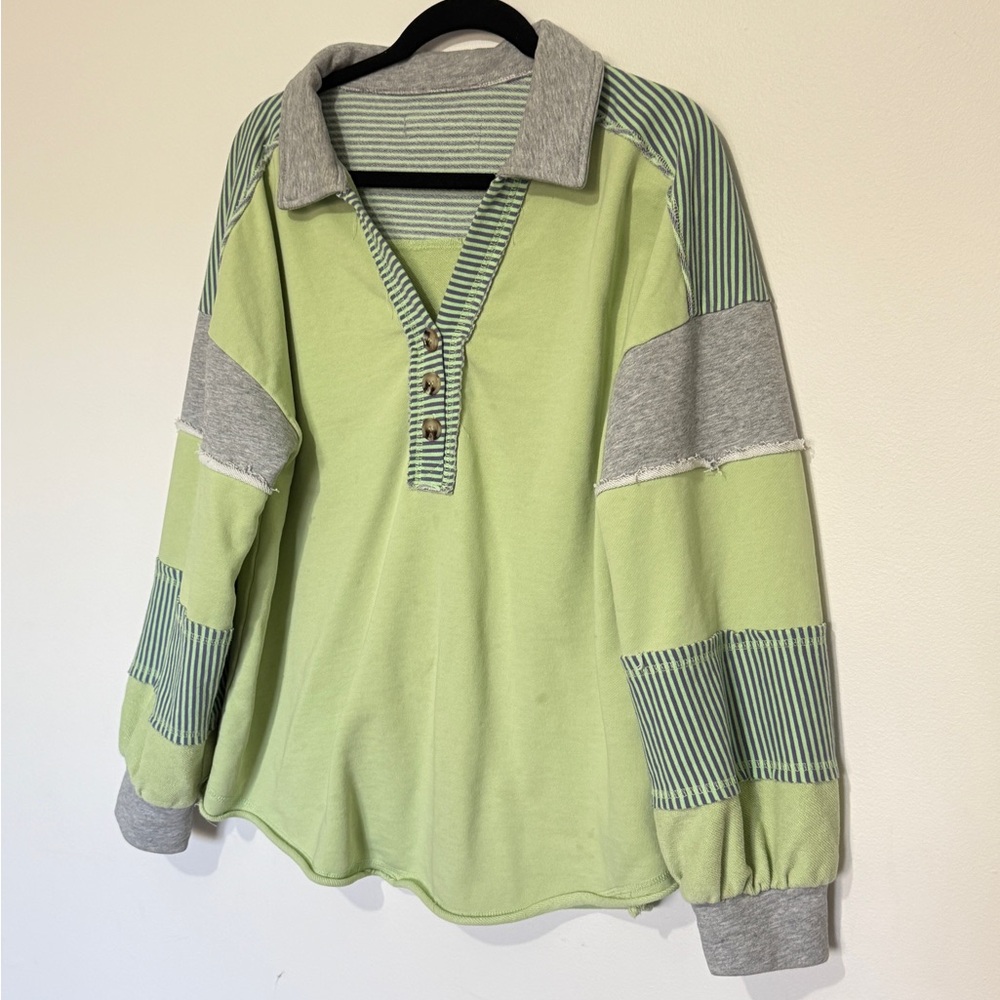 Colorblock Green & Gray Henley Pullover Sweatshirt | Patchwork Striped Size M/L